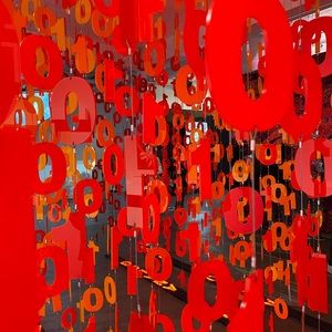 Meet your Posher, Claire